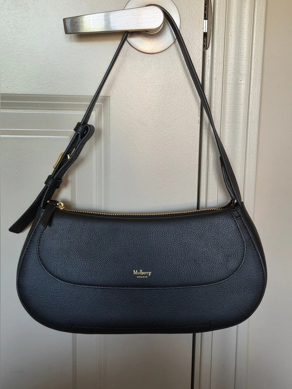 Mulberry Clovelly Leather Shoulder Bag in Black